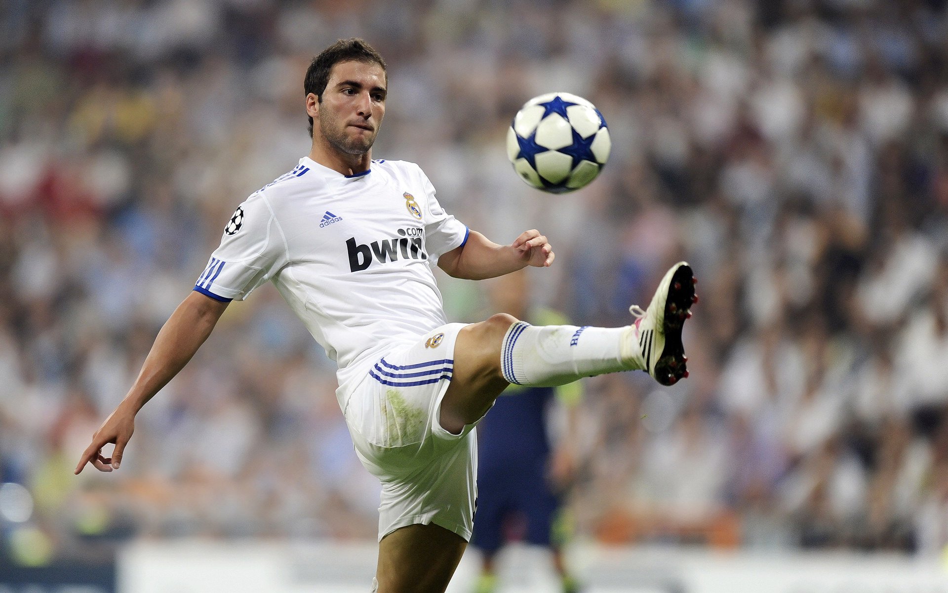 奥亚尔萨瓦尔一锤定音!加拿大力克墨西哥,全场最佳无争议